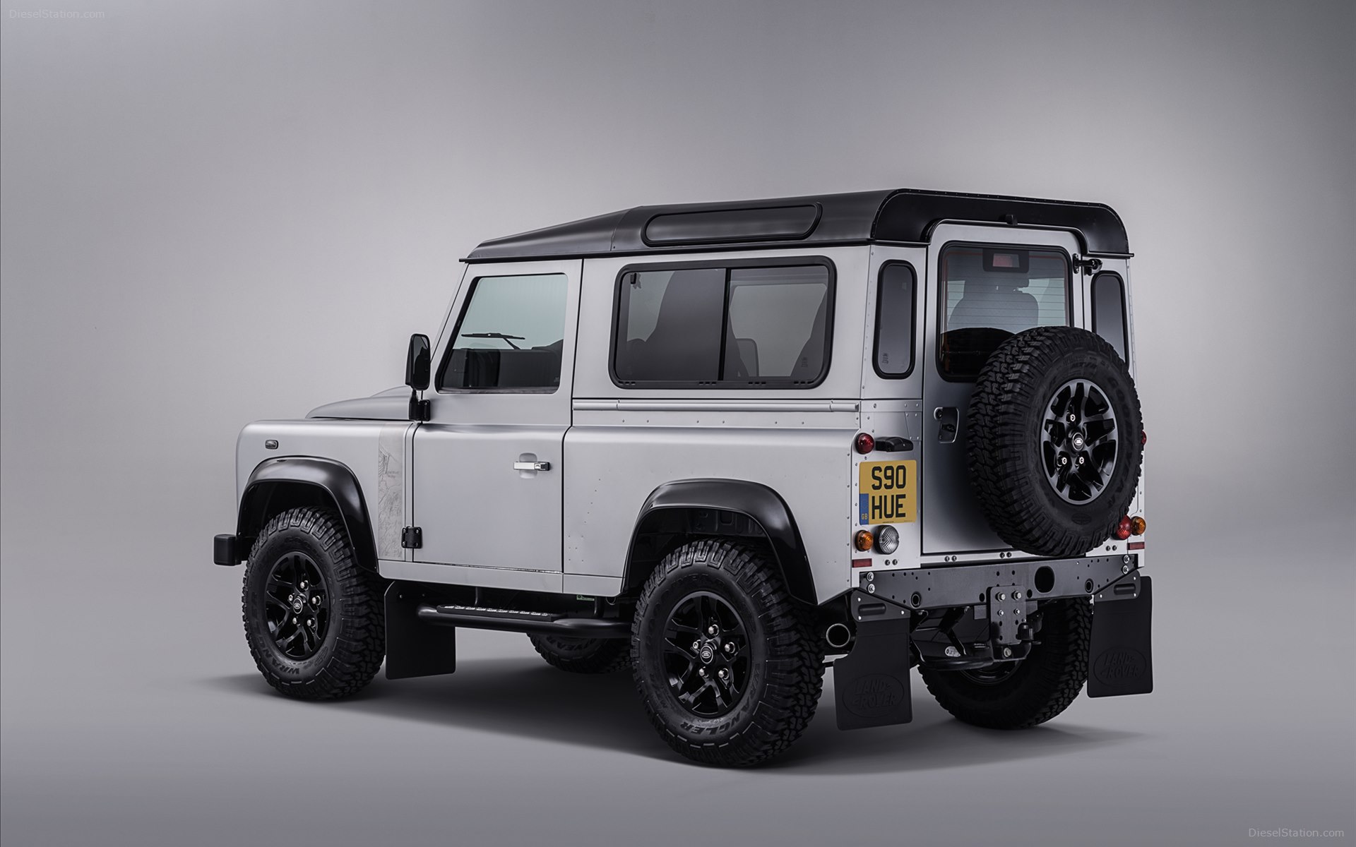 Land Rover Defender 2 Million 2015